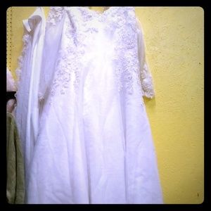 Wedding dress